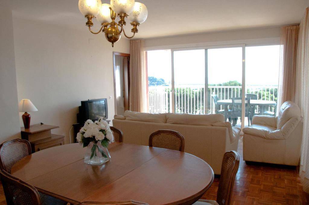 Apartamentos Siglo XXI - Marabu Sant Feliu de Guixols Δωμάτιο φωτογραφία